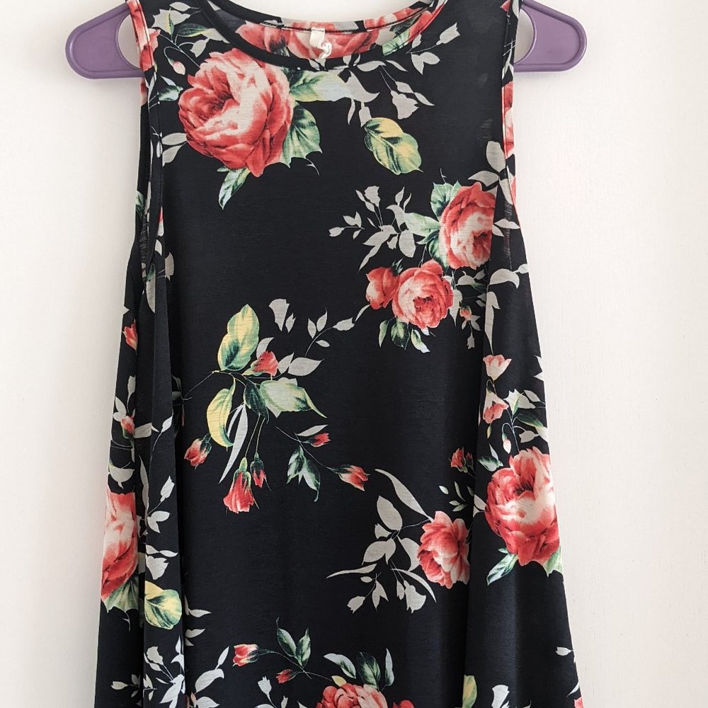 Floral tank top tunic style